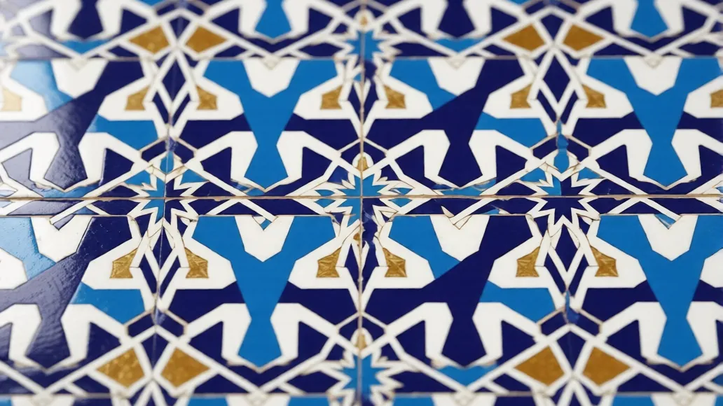 Zellige marocain bleu, blanc et or